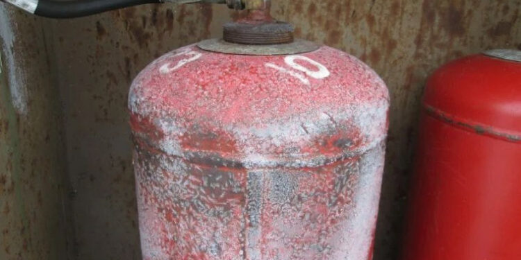 Tragedie evitată la limită: Deflagrație într-un garaj din Bălți, două victime cu arsuri