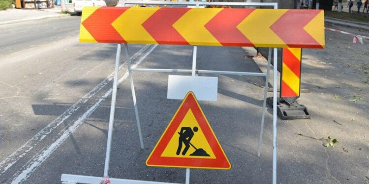 Trafic rutier suspendat pe mai multe artere din Chișinău pentru lucrări de reparație și construcție