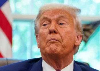 Дональд Трамп заработал $1,3 млн на Библии