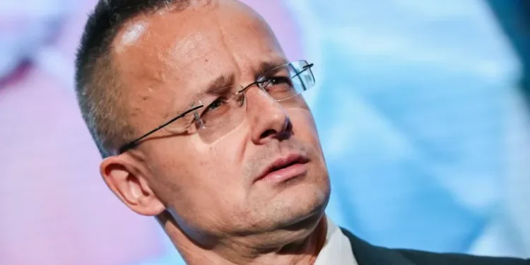 США отменили часть санкци против России — МИД Венгрии