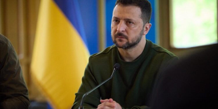 Zelenski anunță că o delegație ucraineană va fi luni la Istanbul pentru discuții cu Rusia