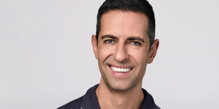 Cine este miliardarul necunoscut care vrea să cumpere TikTok. Are o singură mașină și apare rar în public. „Probabil este vina mea”