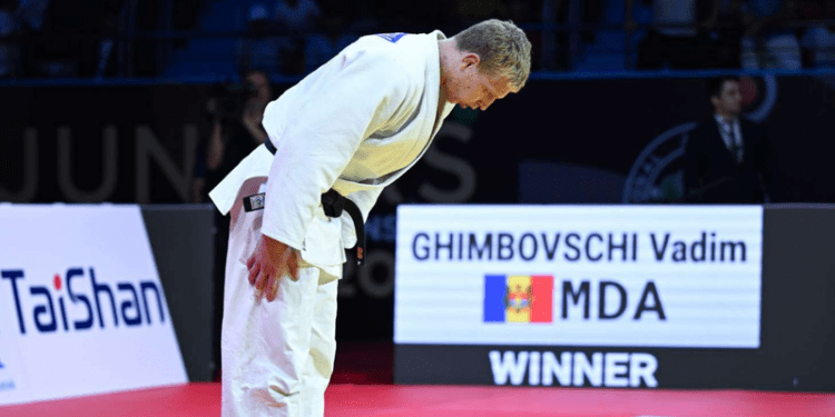 Doi judocani moldoveni, câte două victorii la Mondialul de la Budapesta