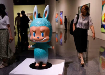 Фигура Labubu ушла с молотка за $150 тыс. на аукционе в Пекине