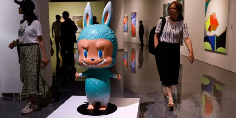 Фигура Labubu ушла с молотка за $150 тыс. на аукционе в Пекине