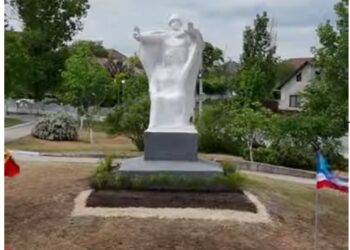 Flacăra memoriei arde veșnic: La Comrat se încheie reconstrucția Memorialului Gloriei Militare