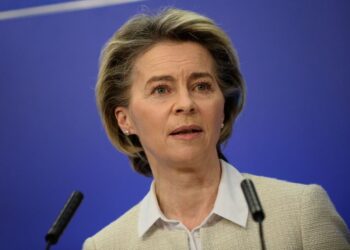 Moțiune de cenzură în Parlamentul European împotriva Ursulei von der Leyen, acuzată de corupție și lipsă de transparență