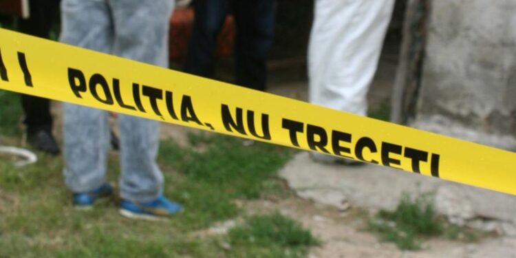 Tragedie în Cimișlia: Un bărbat a murit după ce a căzut dintr-o remorcă cu paie