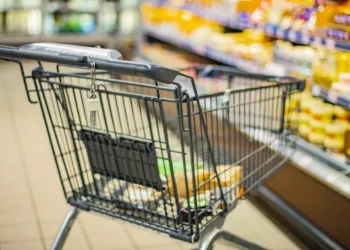 Scumpiri de peste 10% la alimentele de bază de la 1 iulie, după expirarea plafonării