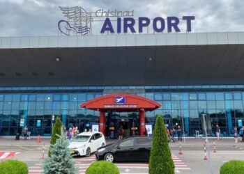Zboruri date peste cap pe Aeroportul Chișinău: o cursă redirecționată la Constanța, iar alta anulată. Care este cauza