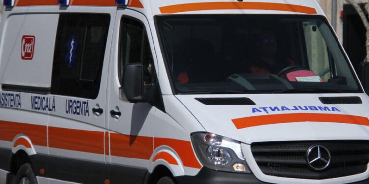 A căzut din senin pe stradă: Bărbat de 44 de ani, decedat în Capitală