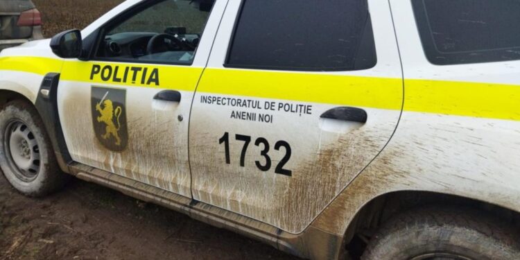 Un bărbat agresiv, împușcat de poliție la Ciobanovca după ce a atacat un agent