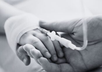 Un copil de 2 ani a fost strivit de aragaz la Drochia