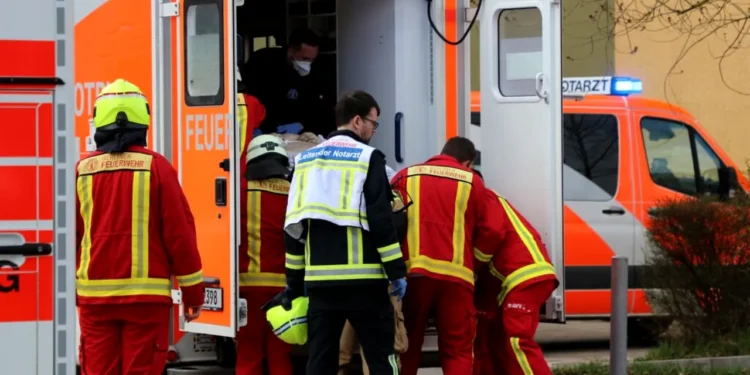 Sute de elevi ai unei școli din Berlin, evacuați, după un atac cu gaz lacrimogen