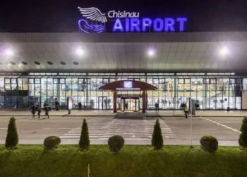 Lux în birouri, mizerie pe jos: Noi valuri de nemulțumiri față de Aeroportul Chișinău |VIDEO
