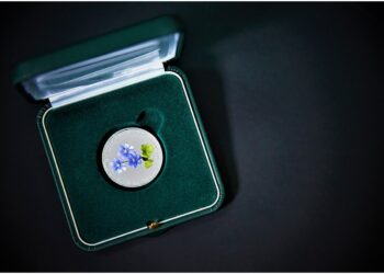 Красная Книга среди самых продаваемых памятных монет. Самая дорогая — 60 000 леев