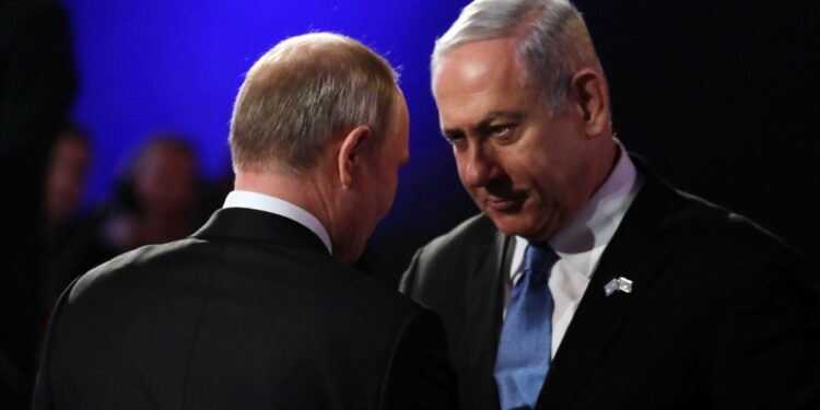 Vladimir Putin se oferă să medieze conflictul dintre Israel şi Iran. Președintele rus a vorbit la telefon cu Benjamin Netanyahu