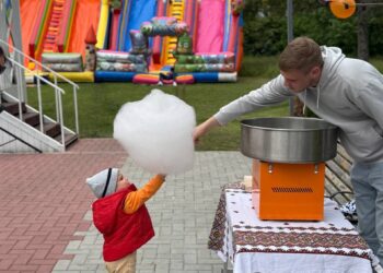 Parcul de distracții OrheiLand s-a redeschis de Ziua Copilului: aproximativ 40 de mii de oameni din întreaga țară au participat la inaugurarea sezonului estival