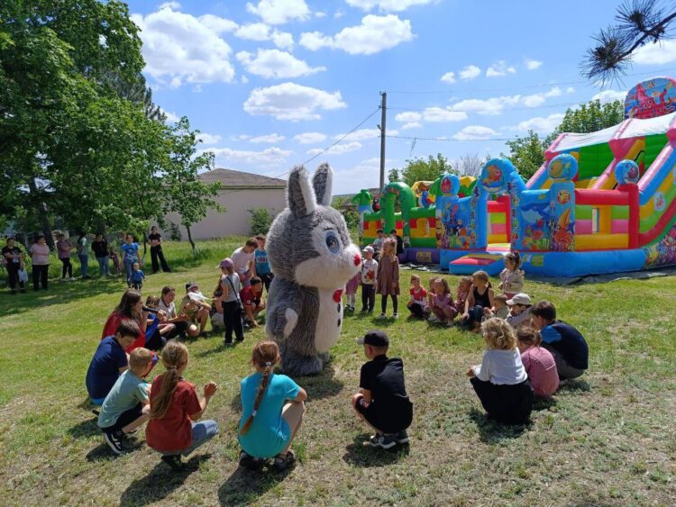 По случаю Международного дня защиты детей команда Илана Шора организовала незабываемые праздники для детей из разных населённых пунктов