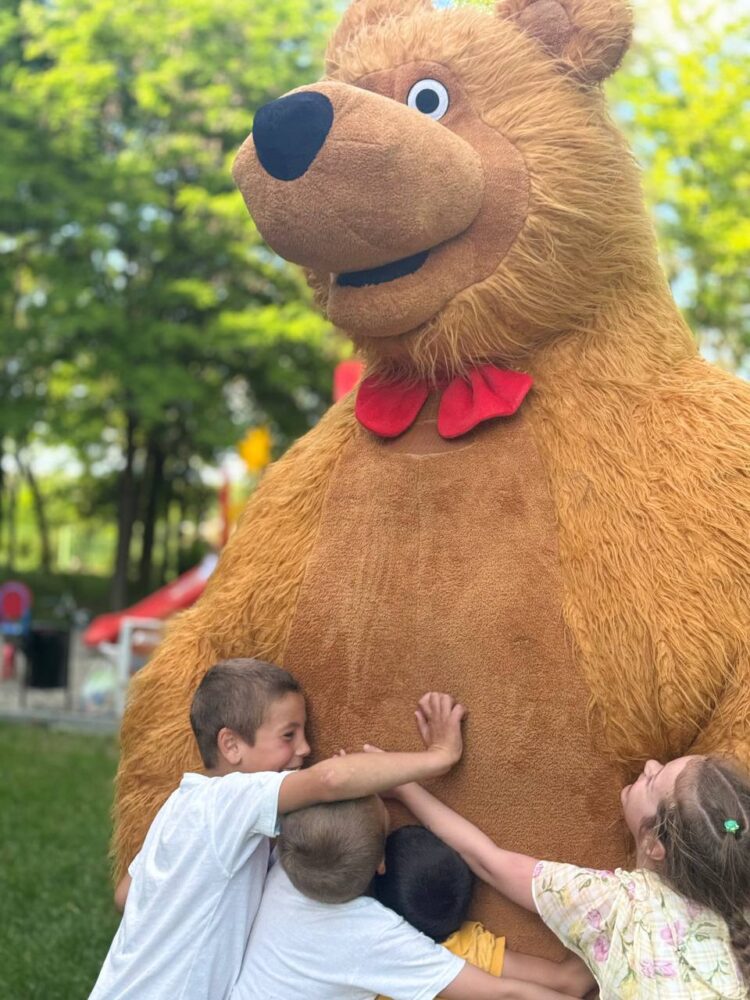 По случаю Международного дня защиты детей команда Илана Шора организовала незабываемые праздники для детей из разных населённых пунктов