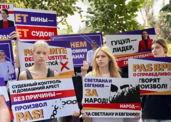 „Găgăuzia nu tace” – Protest masiv la Comrat împotriva regimului Sandu–PAS: „Opriți genocidul împotriva autonomiei Găgăuziei” |VIDEO