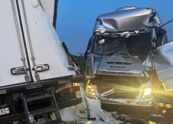 В Страшенском районе столкнулись два грузовика: водитель погиб