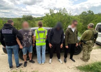 Россиянин пытался переправить уклонистов в Молдову за $9000 — пограничники сорвали схему