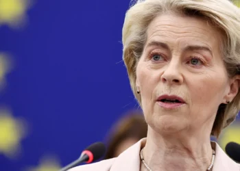 Comisia Europeană: România nu a luat măsuri eficiente pentru reducerea deficitului bugetar / Riscul este suspendarea fondurilor