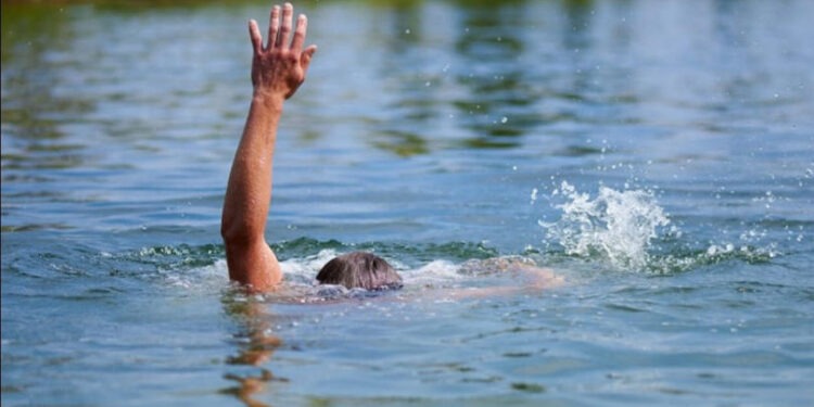 Doar 19 bazine din toată țara sunt sigure pentru scăldat, avertizează IGSU