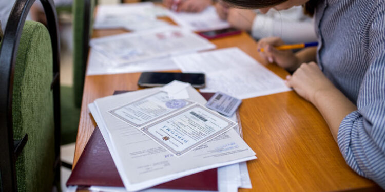 Прием в университеты Молдовы начинается с 21 июля