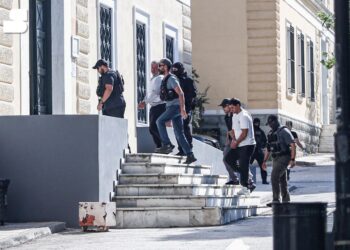 Плахотнюк и Цуцу предстали перед судом в Афинах