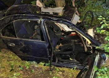 Три человека находятся между жизнью и смертью после серьёзной аварии с BMW в Дрокии