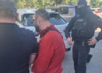 Десятки обысков по делу о крупном отмывании денег и уклонении от налогов