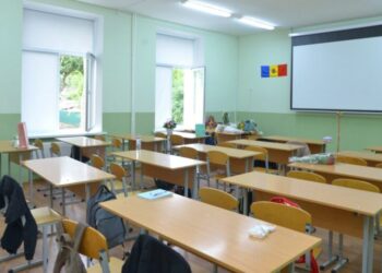 ВУЗы закрыли, чтобы распродать их недвижимость?