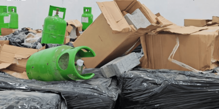 Контрабанда фреона на сумму более 600 тысяч леев: проведены 7 обысков, двое задержаны