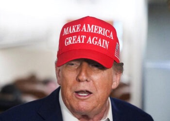 «Разбомблю Москву к чертям»: Трамп рассказал, как угрожал Путину. Что об этом думают в Кремле?