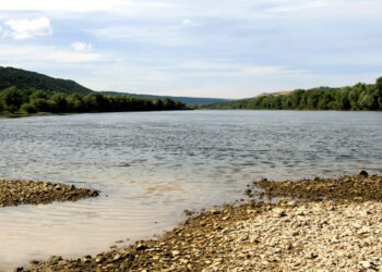 Чтобы остановить спад уровня воды в Днестре, Молдова просит Украину увеличить объем сброса воды