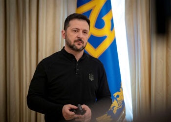 Депутат Рады раскрыл схему выезда знакомых Зеленского из страны