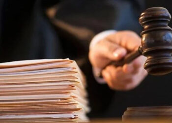 Doi Bărbați Condamnați pentru Abuz și Trafic de Minore