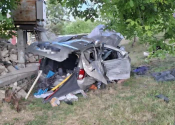 Doi morți într-un accident violent la Drochia