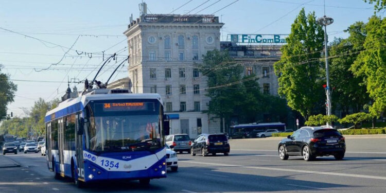 Trafic suspendat pe bd. Ștefan cel Mare din Chișinău din cauza unei manifestații