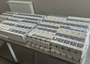 Aproape 1.000 de pachete de țigarete, ridicate de vameși în raionul Ungheni