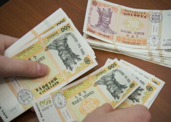 Сумма кредитов растет