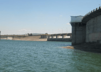 Avertizare hidrologică: Meteorologii anunță Cod Roșu, Portocaliu și Galben de scurgere a apei