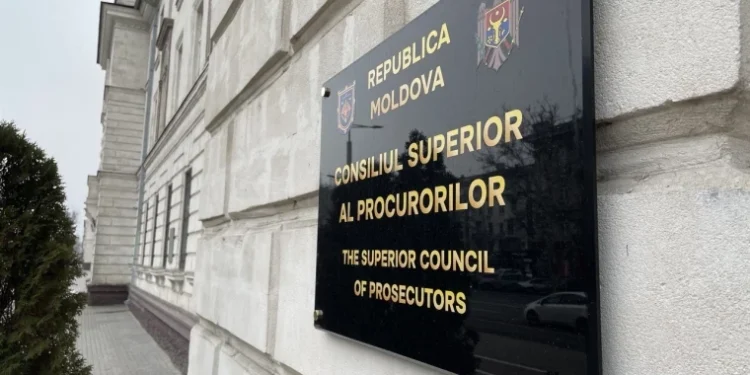 Doi interimari în cursa pentru funcția de procuror general