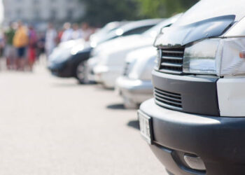 Transportatorii auto s-au plâns de autoritățile delegației UE și continuă protestele