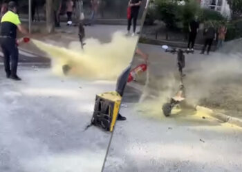 Trotinetă electrică cuprinsă de flăcări în mers, în Chișinău