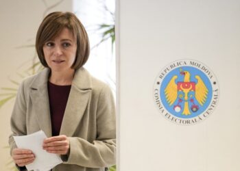 CEC nu vede neregulile comise de PAS și nici implicarea Maiei Sandu în campania electorală