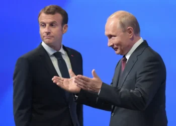 Путин перечислил Макрону условия достижения мира на Украине