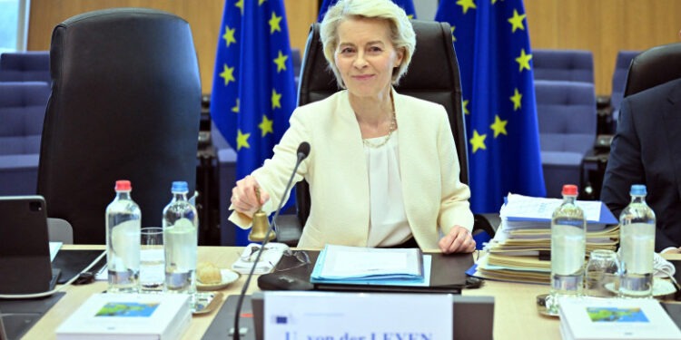 Noul buget al UE: Fondurile pentru agricultură și coeziune, vitale pentru România, vor fi mai greu de accesat